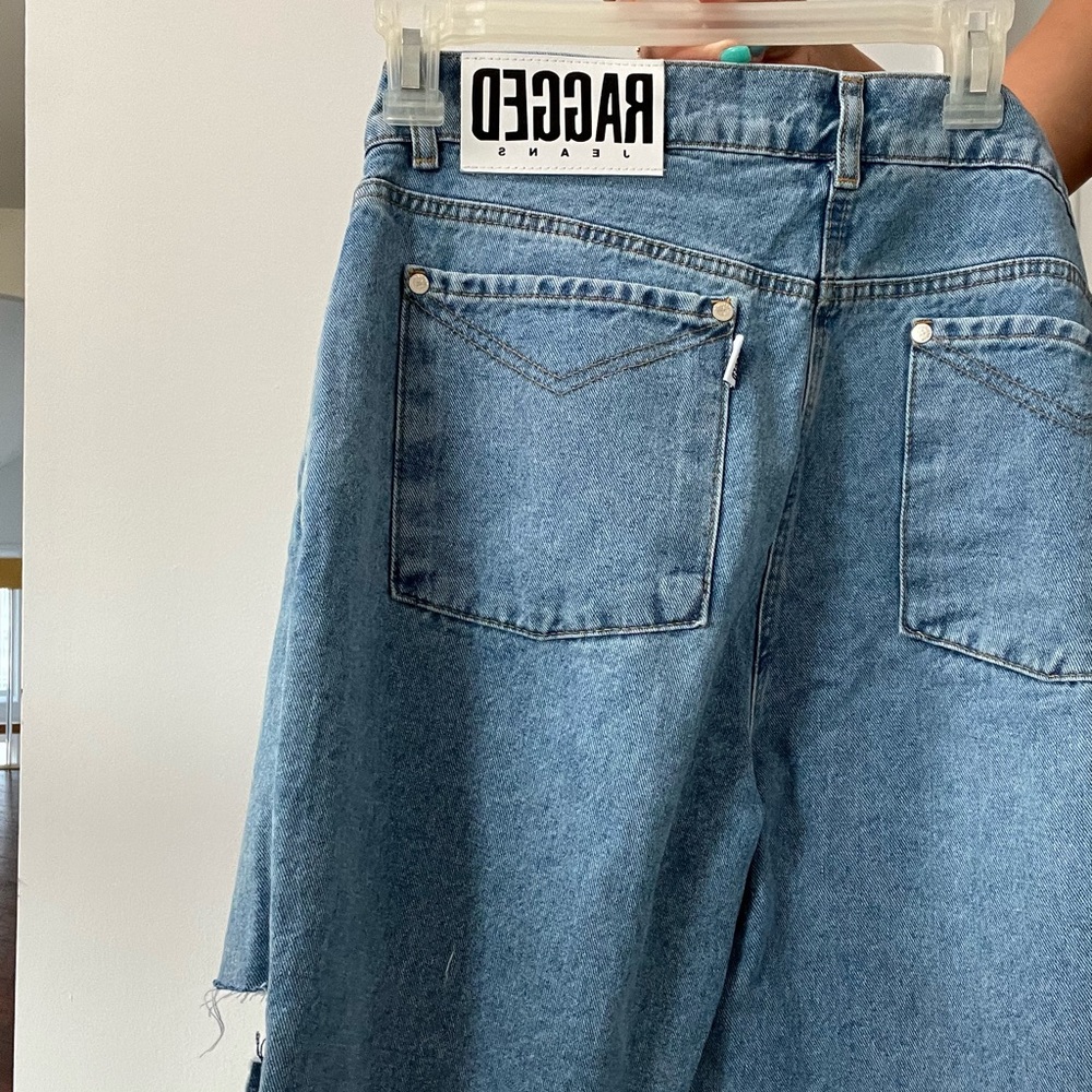 Ragged Priest V cut jeans